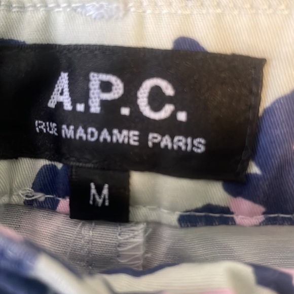 APC Leopard print mini skirt, size M - Picture 2 of 3